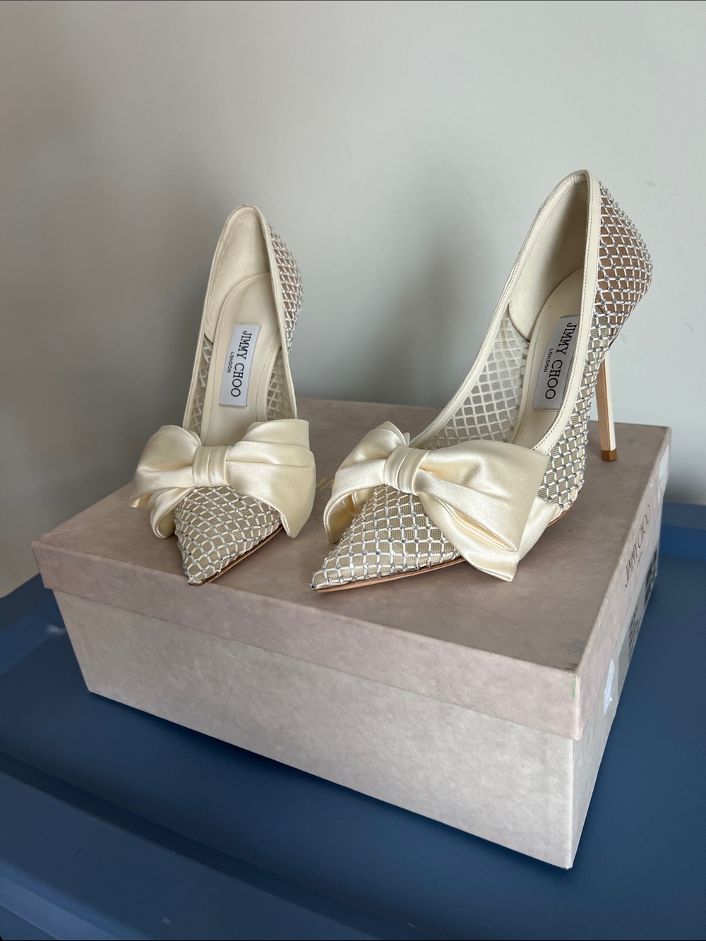 Jimmy Choo love 100 crystal embellished mesh satin bow pump pointed toe heel 38 - Picture 4 of 16